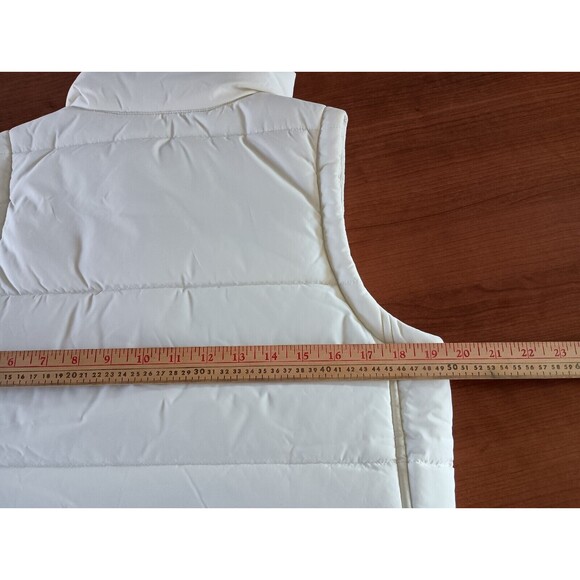 NWT Sherpa Puffer Vest Womens M Kabru Insulated White Full Zip 101 Peetho - Picture 9 of 10